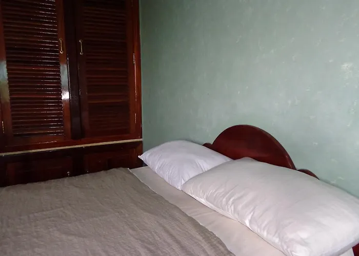 Green Flower Guesthouse