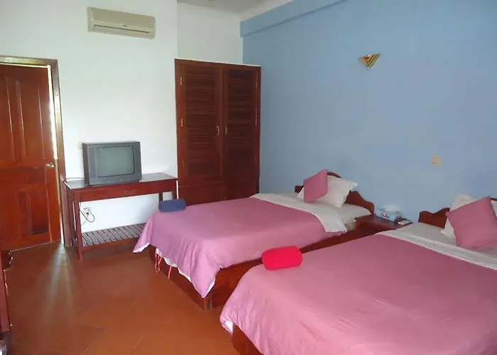 Green Flower Guesthouse 2*